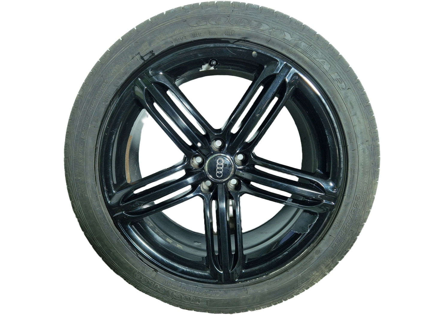 Audi 20" Alloy Wheel with Tyre 255/45/20 6mm 8R060102586