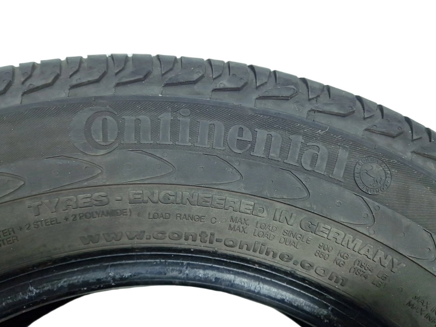 Genuine Continental Vanco 2 Tyre 215/65/R15C ~6mm Tread