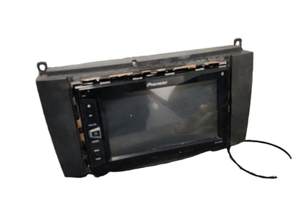 Pioneer MVH-AV290BT Multimedia Head Unit for Mercedes-Benz CLK200 CLK-Class C209