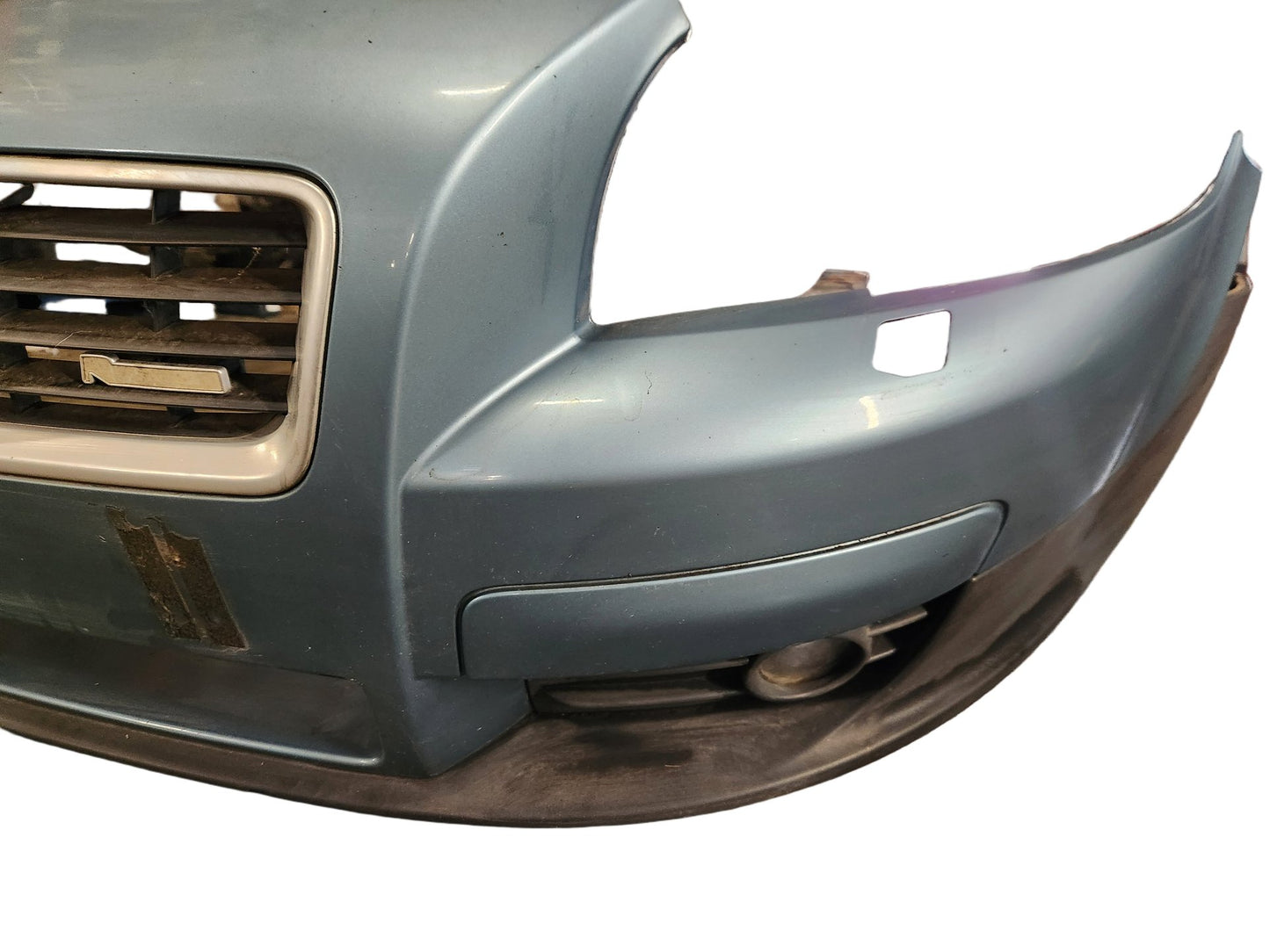 Volvo C30 MK1 (MK) Coupe Complete Front Bumper in Blue