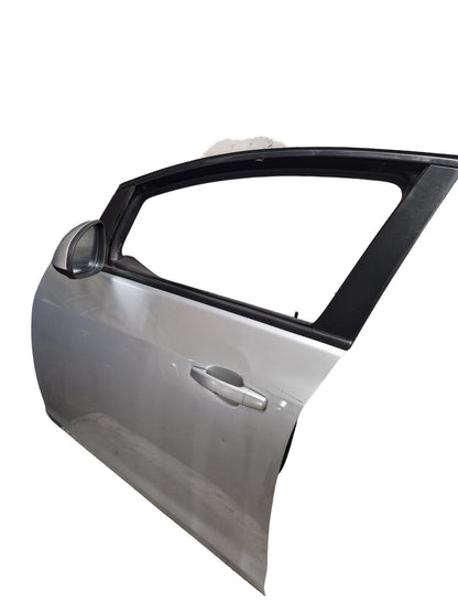 Vauxhall Astra MK6 Front Left N/S Passenger Complete Door in Silver GAN (176)