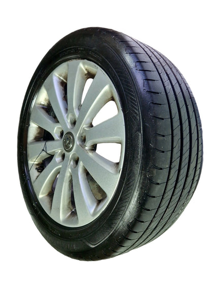 Vauxhall Zafira MK3 (C) (A3470) 17" Alloy Wheel with Tyre 225/50/17 7mm