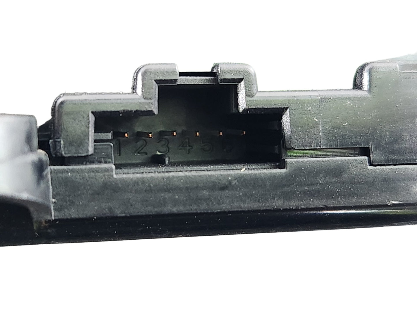 18-ON MERCEDES BENZ A CLASS W177 TELEMATIC CONTROL MODULE A1679008309