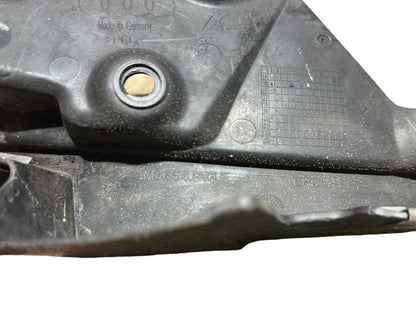 Audi Q7 4M rear right wheel mud guard 4m0854816e