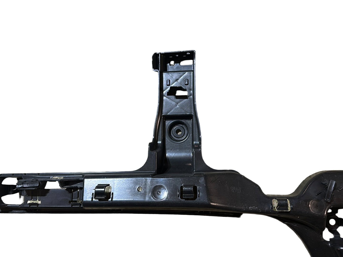 BMW 2 series f46 Left Rear Bumper Bracket 7387277