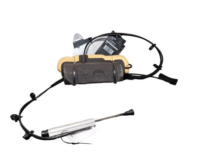 Volvo V70 MK3 Estate Genuine Left Tailgate Strut Motor