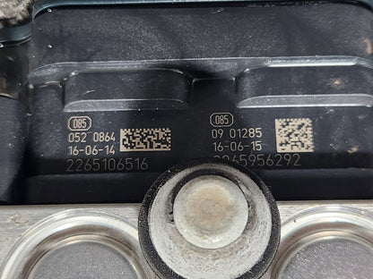Vauxhall Corsa MK4 (E)(4500) 1.4 Petrol Genuine ABS Pump Control Module 39011871