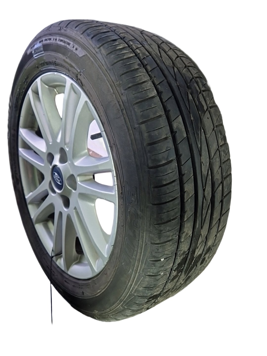 Ford Focus MK3 (C346) 16" Alloy Wheel with Tyre 215/55/16 7mm