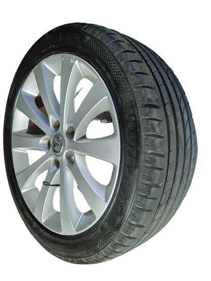 Vauxhall Meriva MK2 (B) (4470) 17" Alloy Wheel with Tyre 225/45/17 6mm