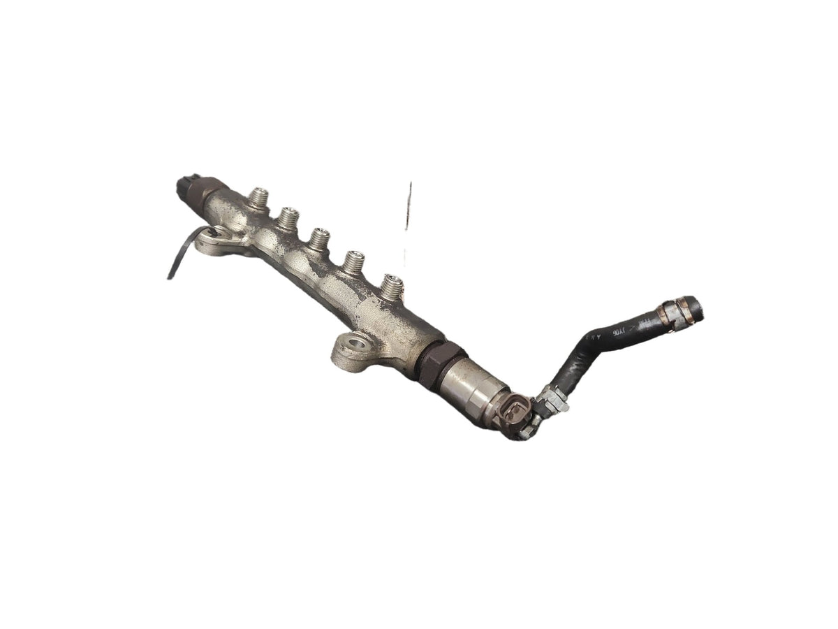 Lexus IS220d MK2 FL (ALE20) Sedan 2.2 Diesel 2AD-FHV Fuel Injector Rail