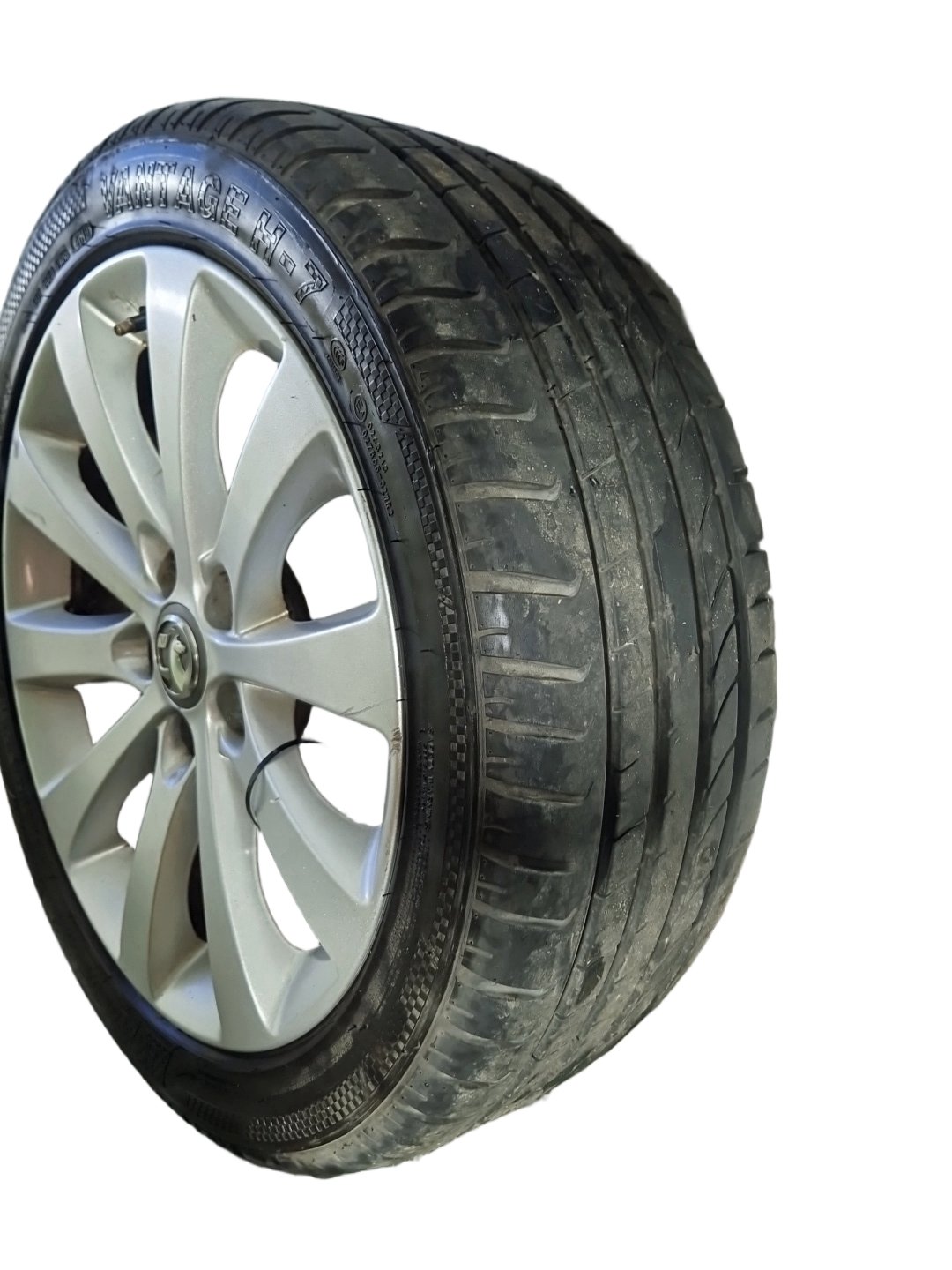 Vauxhall Meriva MK2 (B) (4470) 17" Alloy Wheel with Tyre 225/45/17 6mm