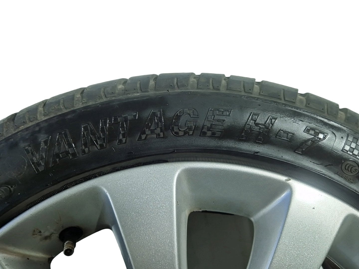 Vauxhall Meriva MK2 (B) (4470) 17" Alloy Wheel with Tyre 225/45/17 6mm