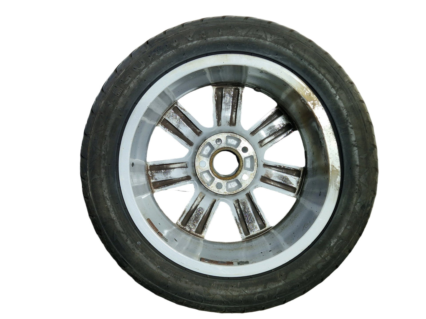 Audi MK4 17" Alloy Wheel with Tyre 225/50/17 ~6mm 8K0601025B