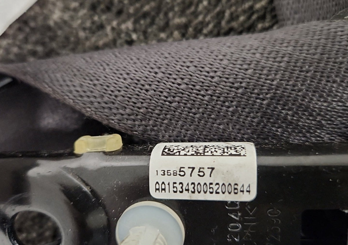 Vauxhall Mokka MK1 (G1U0) SUV Front Left N/S Passenger Seat Belt 42353690
