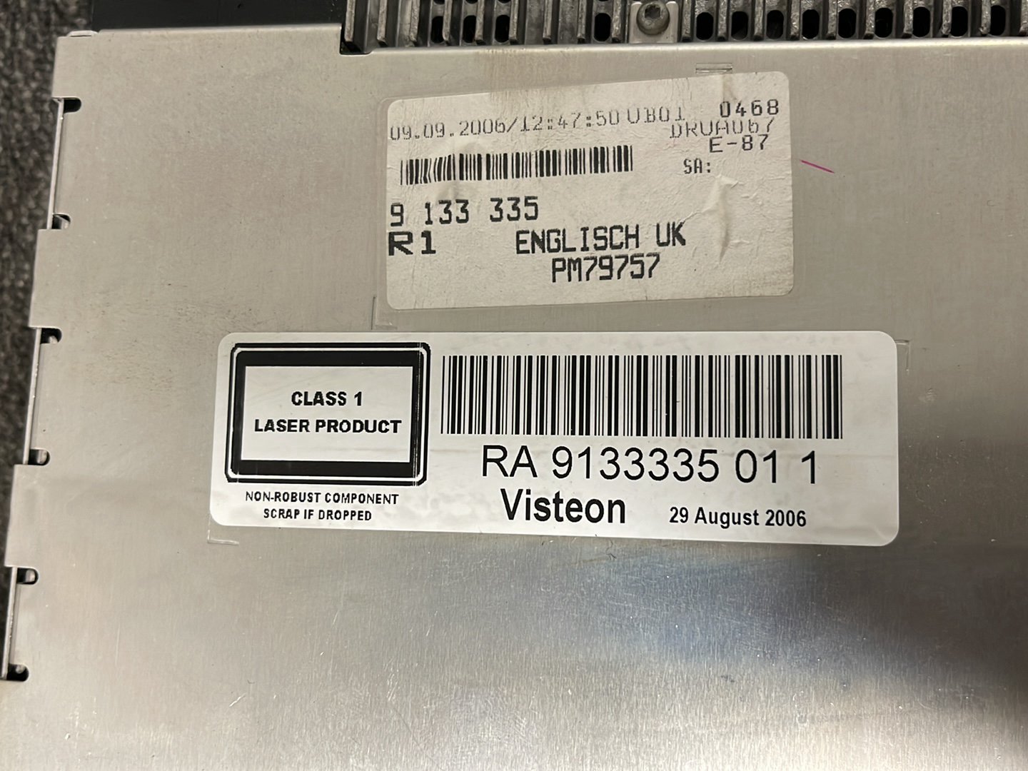 BMW 120i E87 Genuine Radio Business Stereo CD Player Head Unit 9133335