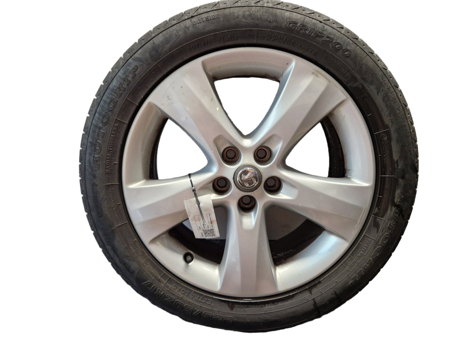 Vauxhall Astra MK6 (J) (A3400) 17" Alloy Wheel with Tyre 225/50/17 ~5mm