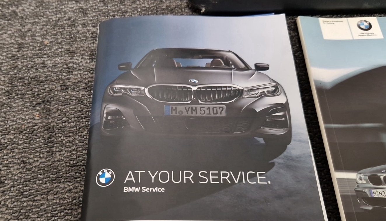 BMW 116i E87 Hatchback Genuine Owners Manual Handbook Wallet