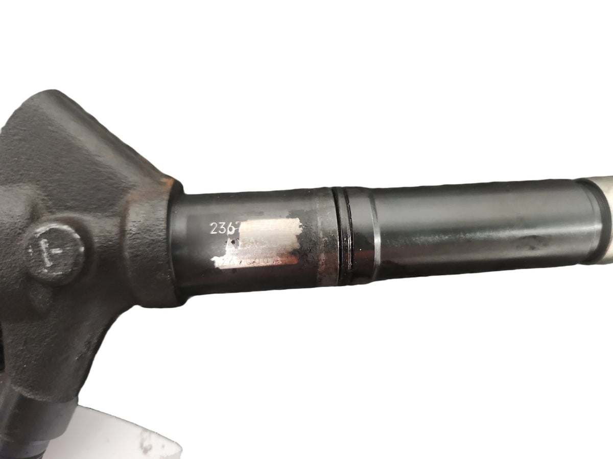 Lexus IS220d MK2 FL (ALE20) Sedan 2.2 Diesel 2AD-FHV Fuel Injector