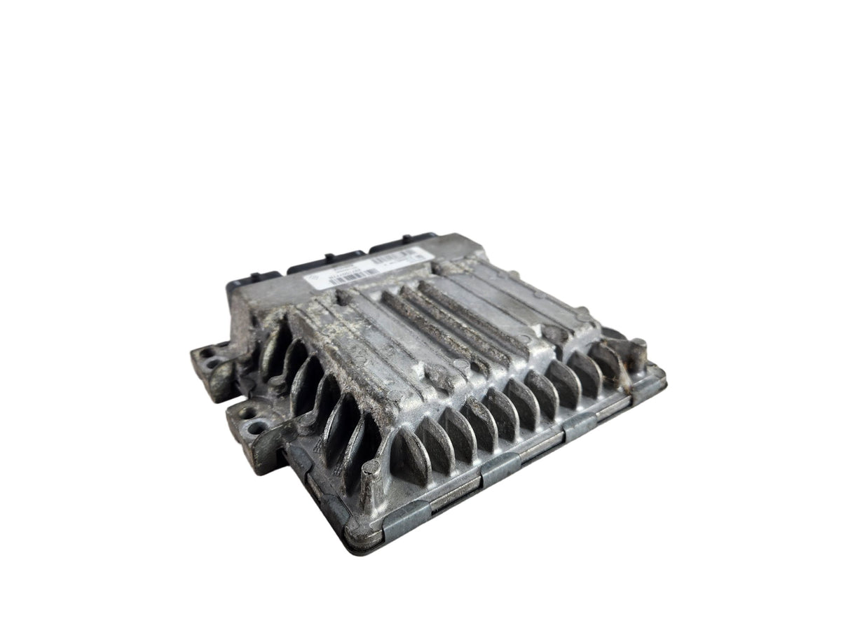 Renault Megane MK3 (Ph2) (X95) Hatchback Engine Control Unit ECU 237100777R