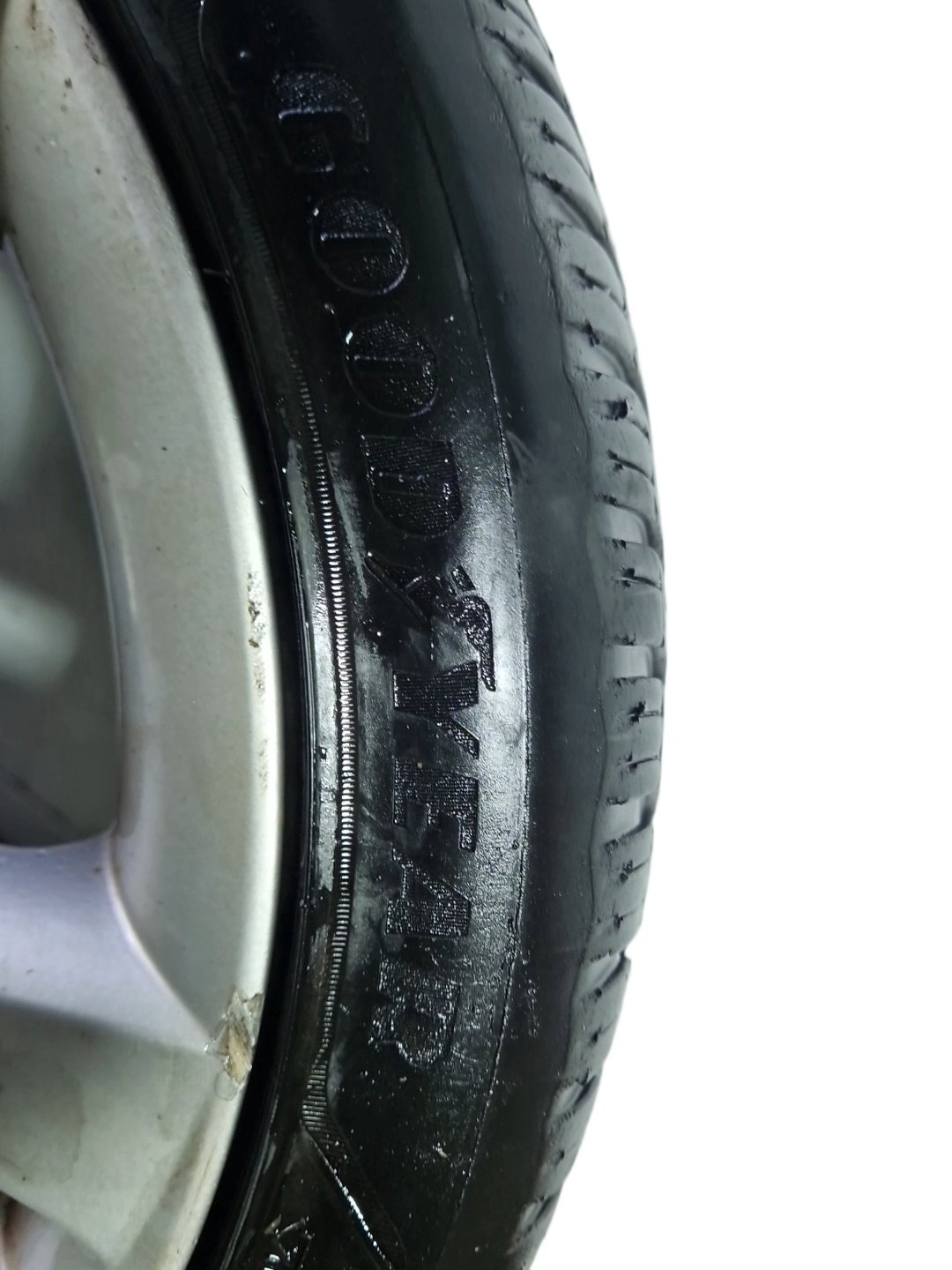 2011 Skoda Octavia MK2 FL - 1Z - Alloy Wheel with Tyre