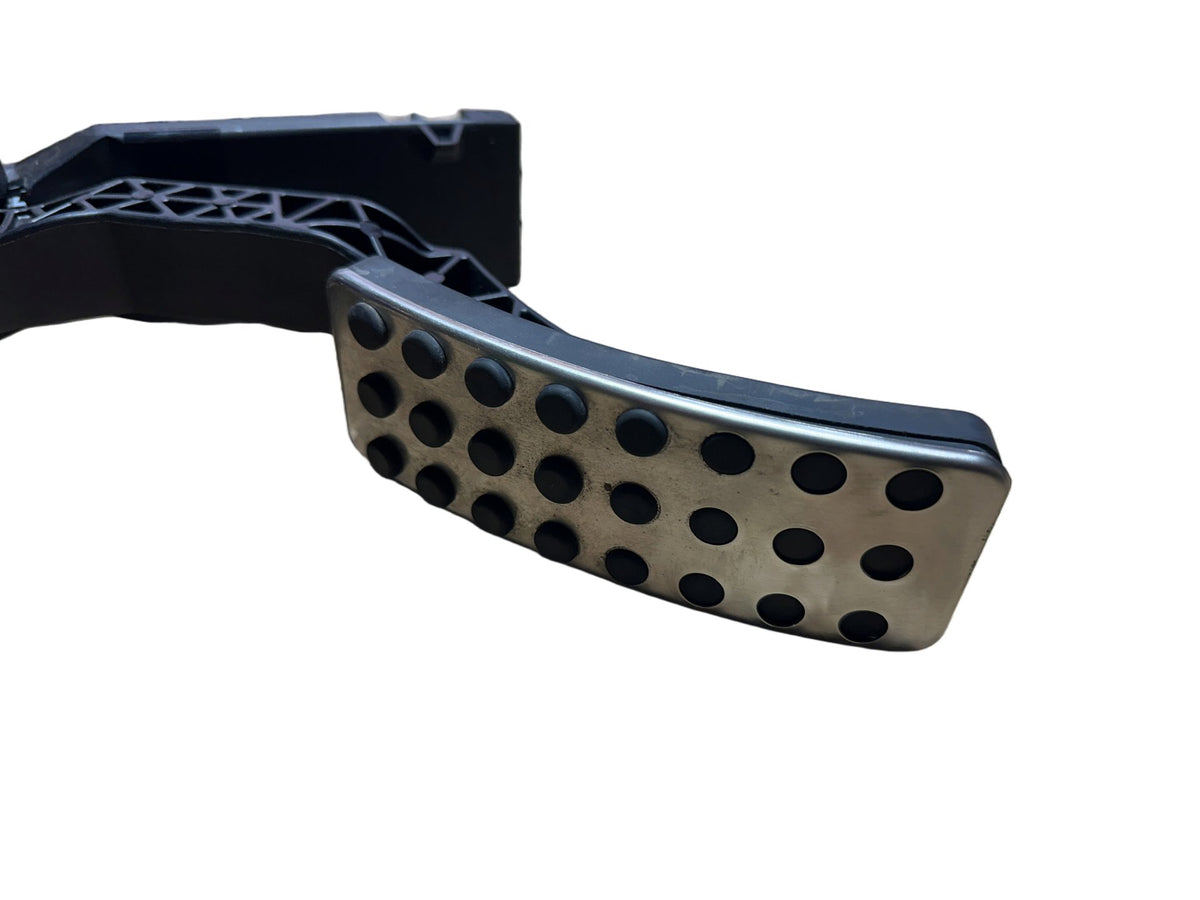 Mercedes-Benz ML350 CDI W166 Accelerator Pedal a1663000204