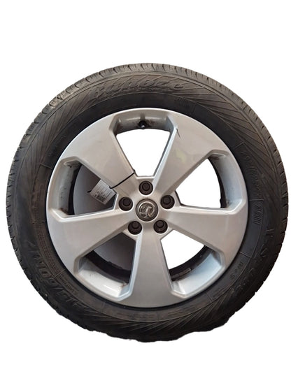 Vauxhall Mokka MK1 (G1U0) 17" Alloy Wheel with Tyre 215/60/17 ~7mm