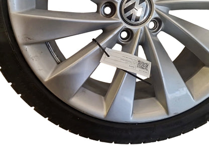 Volkswagen Passat MK5 (B6) (3C) 18" Alloy Wheel with Tyre 235/40/18 ~6mm
