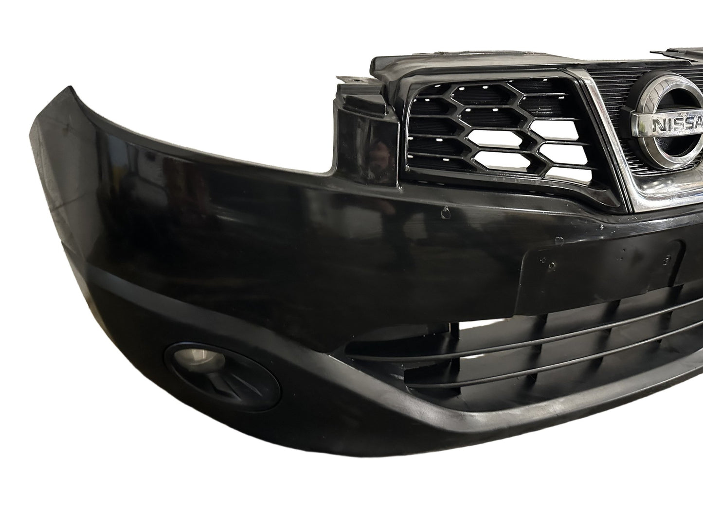 Nissan Qashqai MK1 FL (J10) Front Complete Bumper in Black Z11