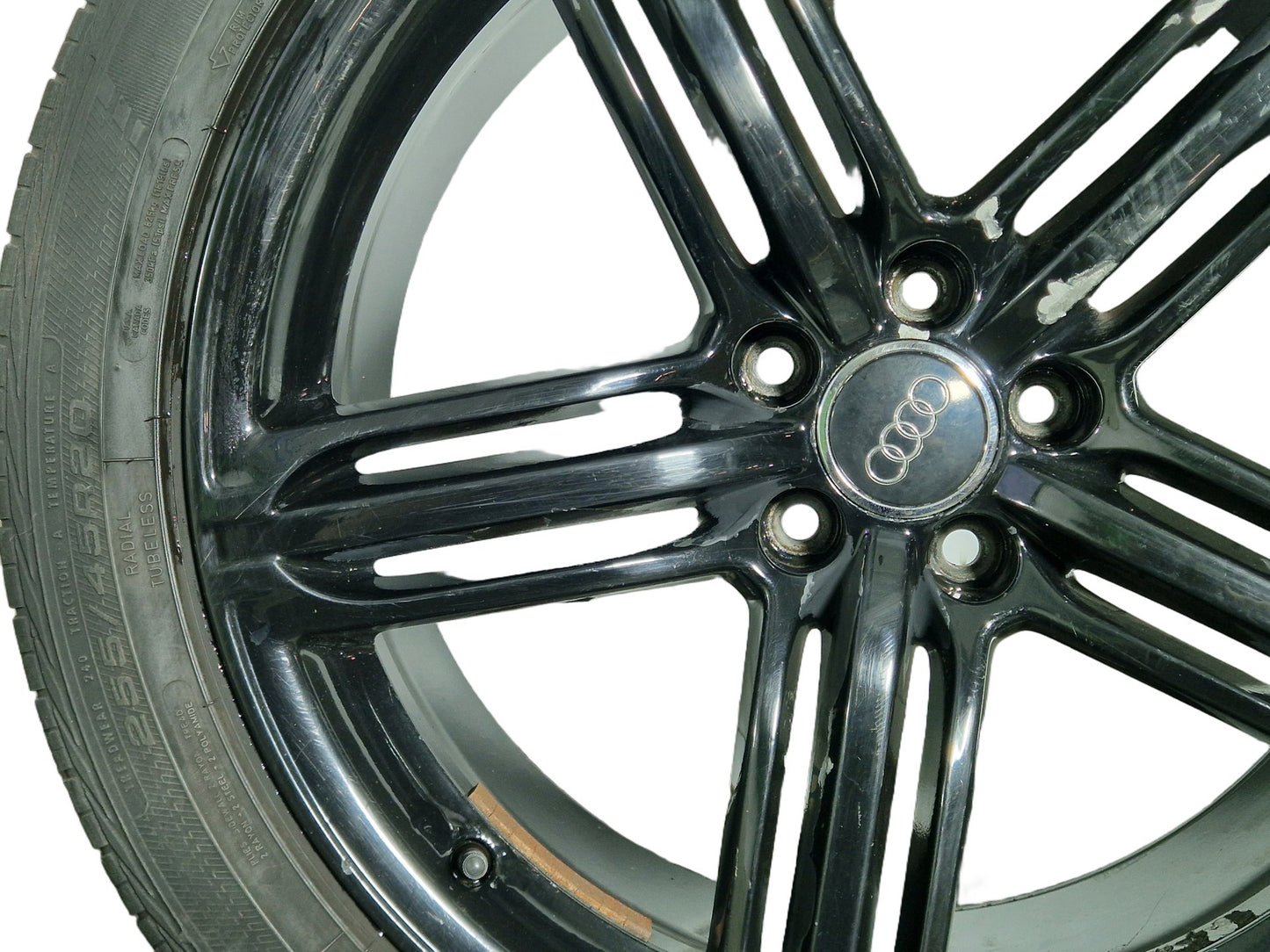 Audi 20" Alloy Wheel with Tyre 255/45/20 5mm 8R060102586
