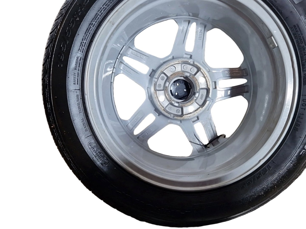 Ford Fiesta MK7 15" Alloy Wheel with Tyre 195/55/15 ~6mm C1BC-1007-BB