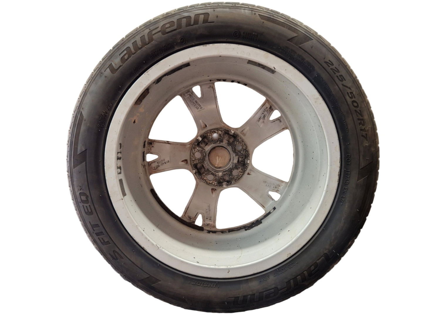 Audi A4 B9 17" Alloy Wheel with Tyre 225/50/17 8W0601025K ~3mm