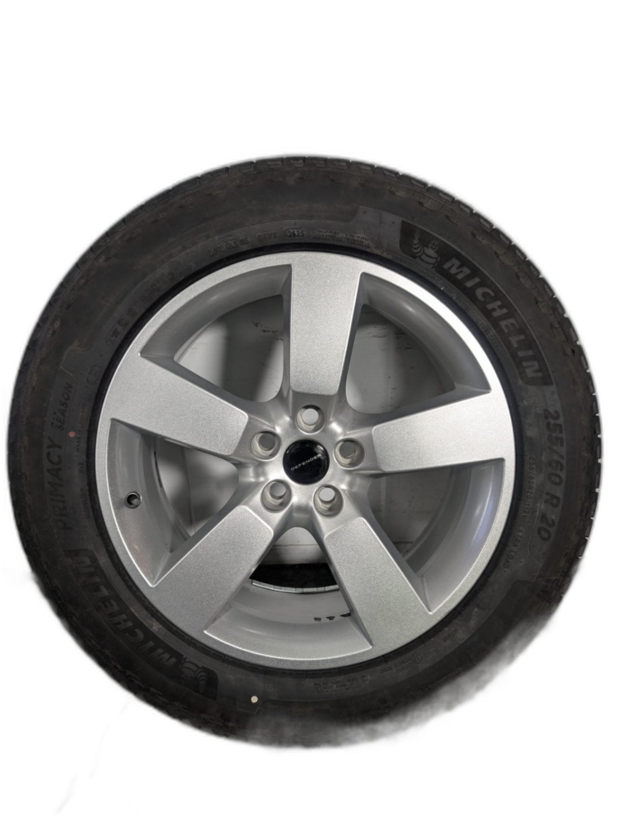 Land Rover Defender L663 OEM 20" Alloy Wheel with Tyre 7mm 255/60/20 L8B21007GB