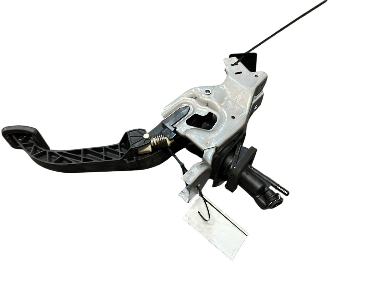 19-On Range Rover Evoque L551 Clutch Pedal Assembly J9C37B633BB