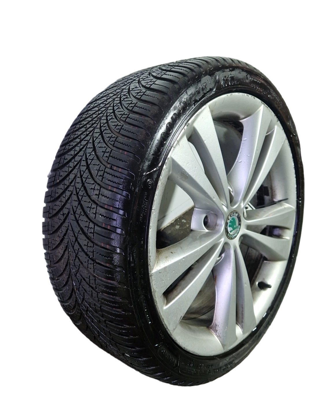 Skoda Octavia MK2 FL - 1Z 18" Alloy Wheel with Tyre 225/40/18 ~6mm