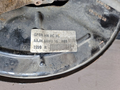 Vauxhall Mokka MK1 (G1U0) SUV 1.6L Diesel Genuine Front Right Wheel Hub