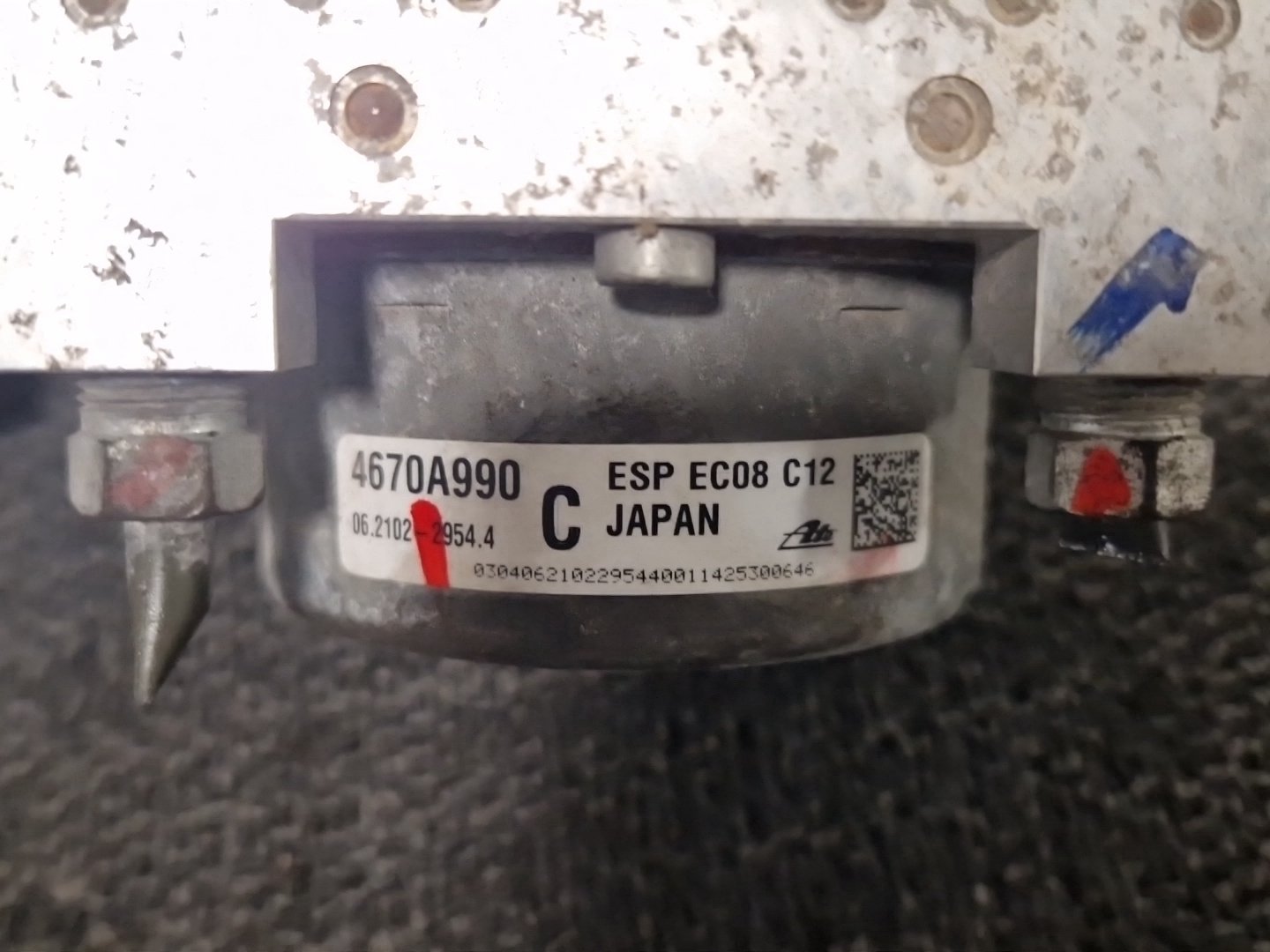 Mitsubishi Outlander PHEV MK3 Genuine ABS Pump Control Module 4670A990