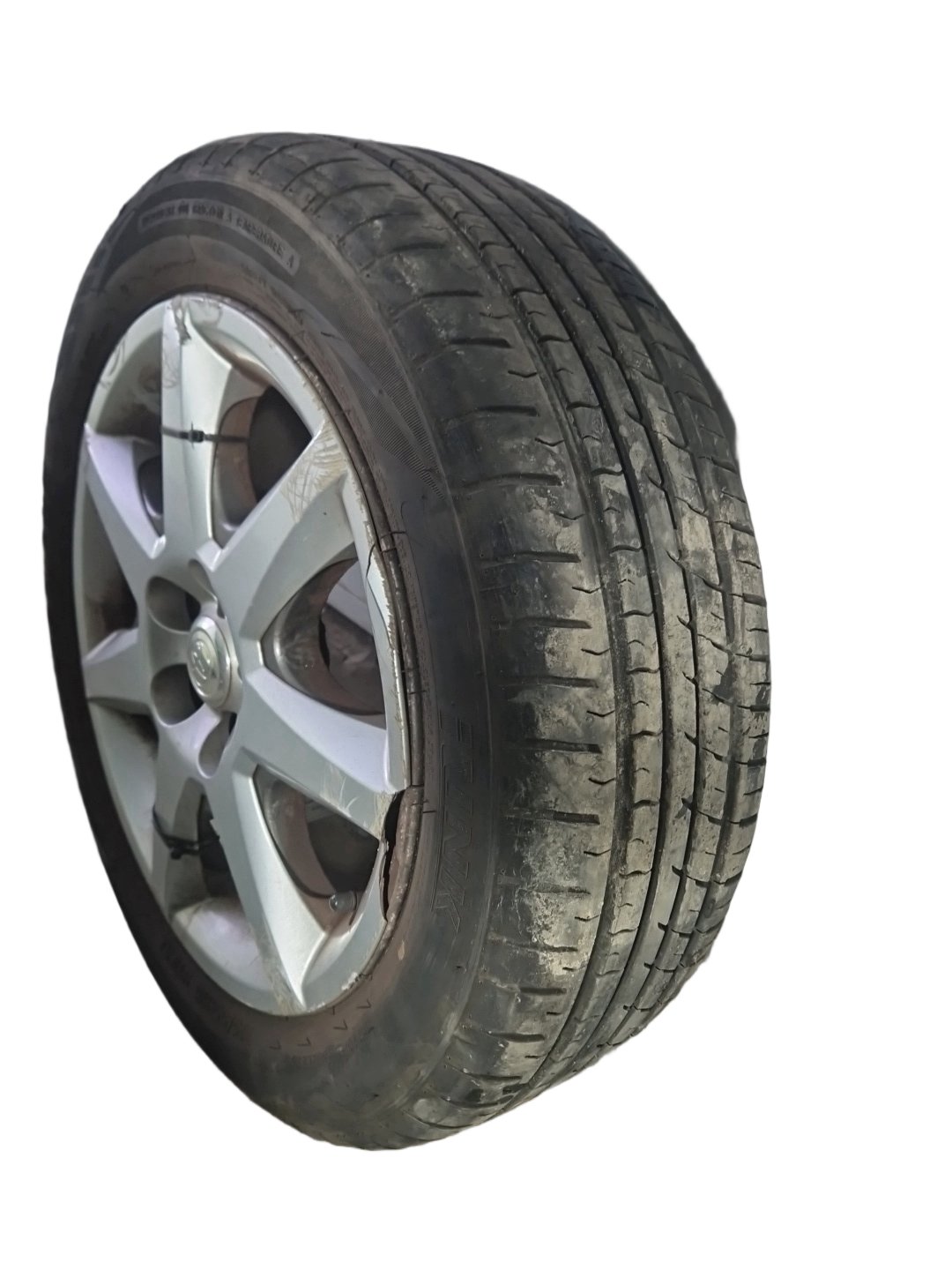 Toyota Prius MK2 (NHW20) 16" Alloy Wheel with Tyre 195/55/16 6mm