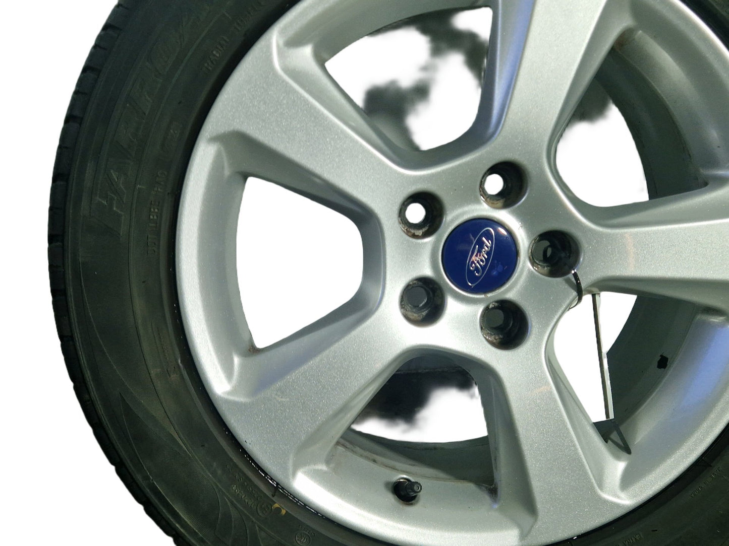 Ford Focus MK3 16" Alloy Wheel with Tyre 215/55/16 ~4mm