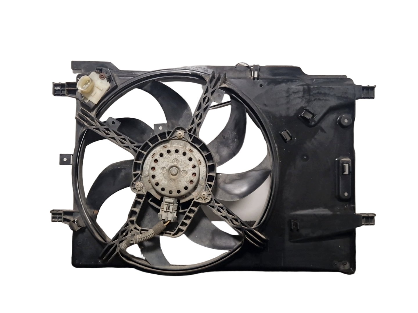 Vauxhall Corsa MK4 (E) (4500) Hatchback Radiator Cooling Fan 13428114 P6188004