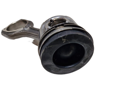 Volvo V40 MK3 (525) Hatchback 1.6 Diesel Genuine Engine Piston