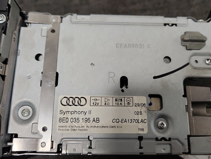 Audi A4 B7 Genuine Radio Stereo CD Player Head Unit 8E0035195AB