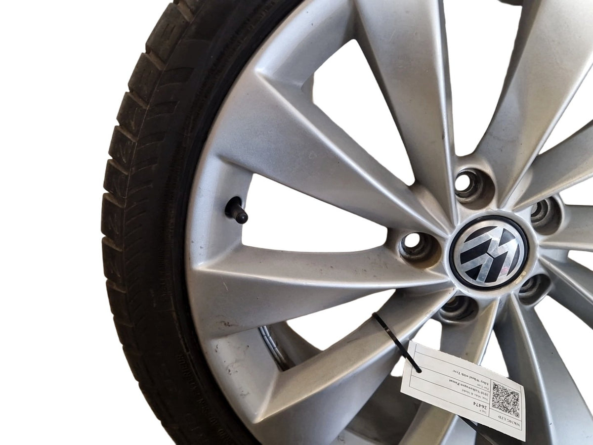 Volkswagen Passat MK5 (B6) (3C) 18" Alloy Wheel with Tyre 235/40/18 ~6mm