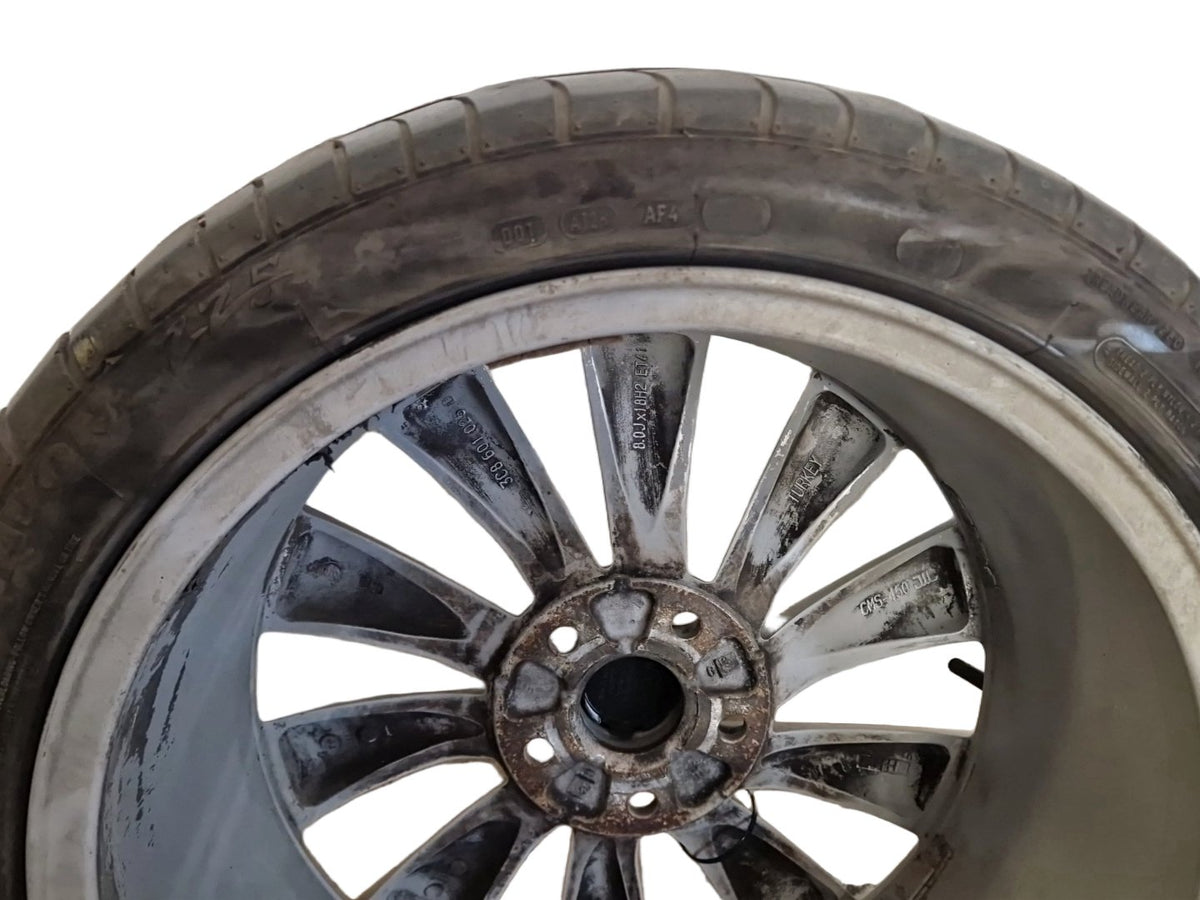 Volkswagen Passat MK5 (B6) (3C) 18" Alloy Wheel with Tyre 235/40/18 ~6mm