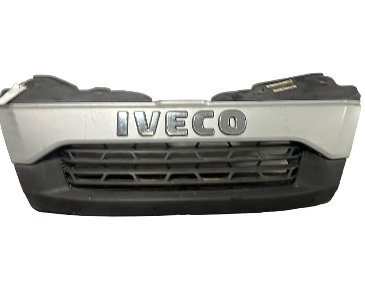 Iveco Daily MK5 Cab & Chassis Genuine Front Upper Grille 5801342732 5801342733