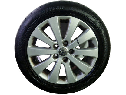 Vauxhall Zafira MK3 (C) (A3470) 17" Alloy Wheel with Tyre 225/50/17 7mm