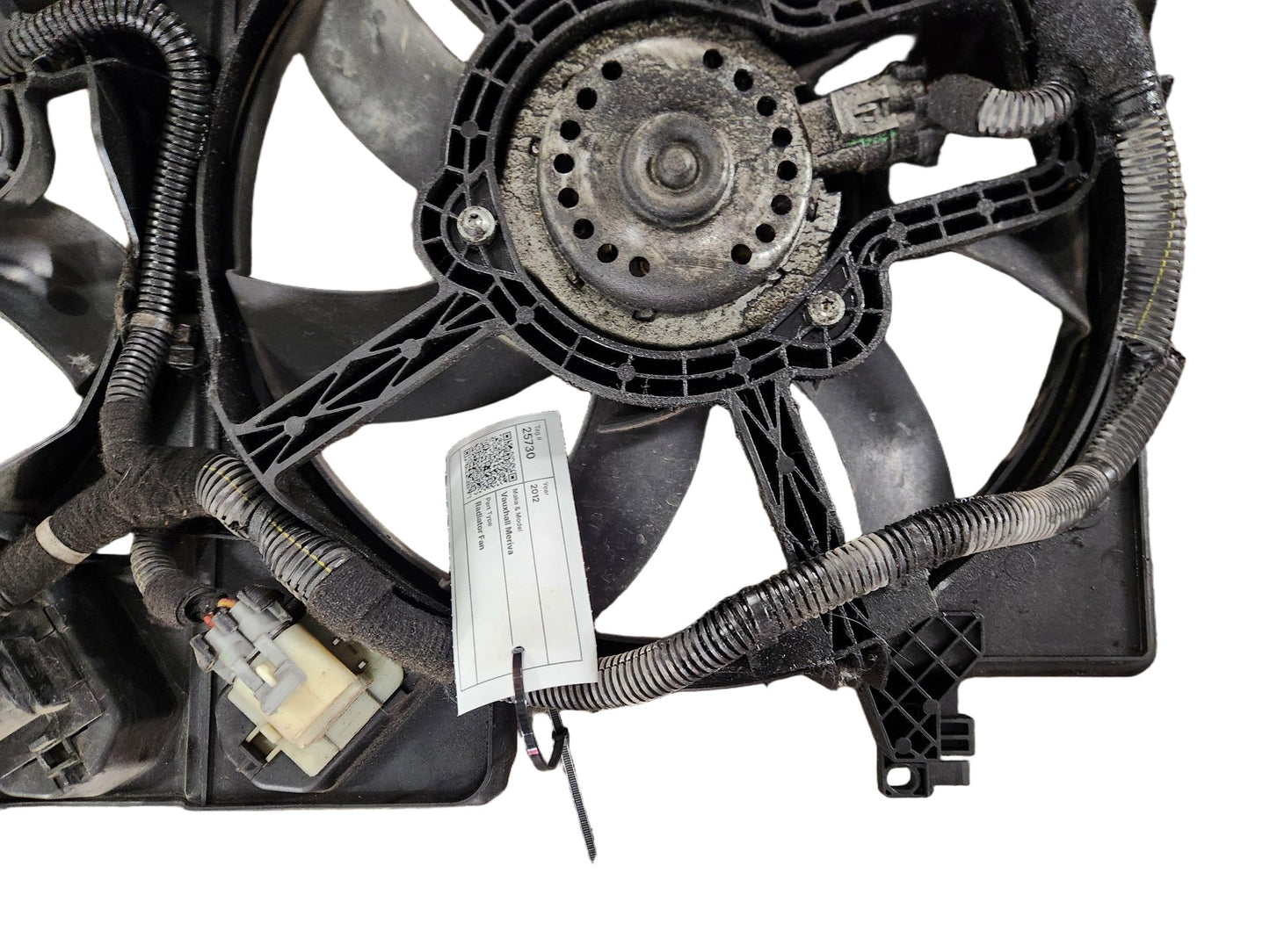 Vauxhall Meriva MK2 (B) (4470) MPV Genuine Radiator Fan Shroud Cover 8216002