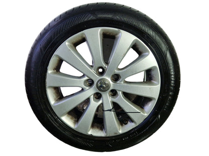 Vauxhall Zafira MK3 (C) (A3470) 17" Alloy Wheel with Tyre 225/50/17 7mm