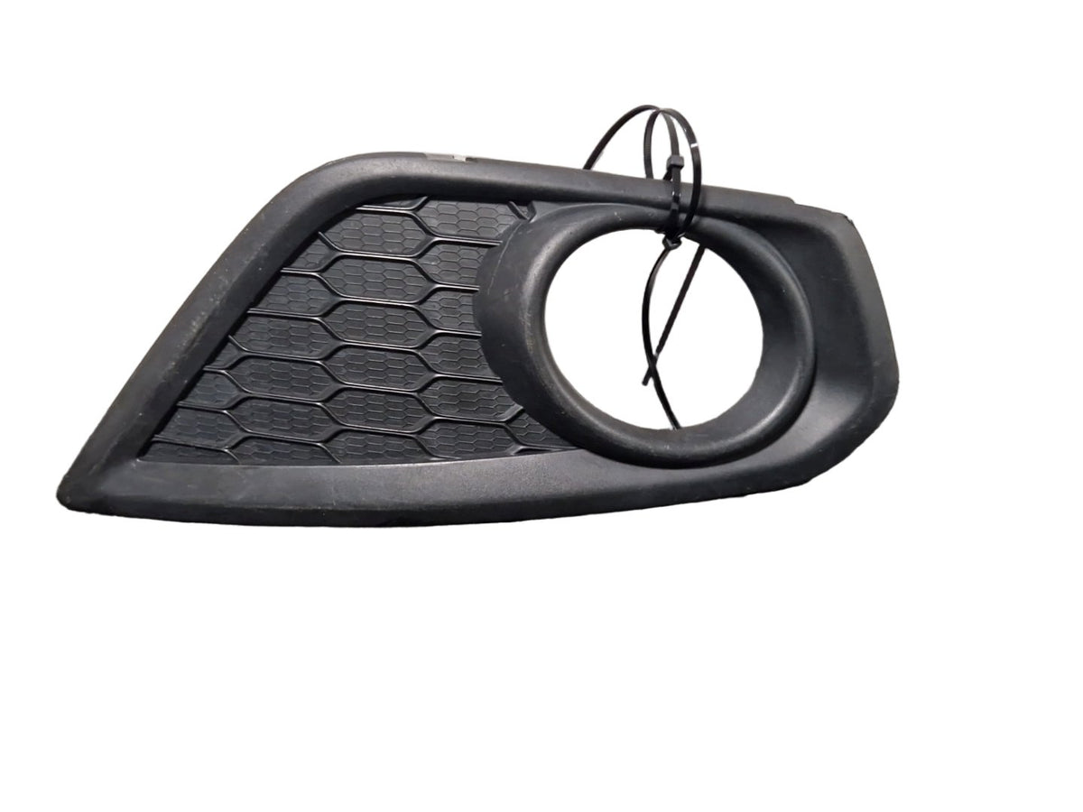 Volvo C30 Left N/S Passenger Fog Light Surround Cover 31298171