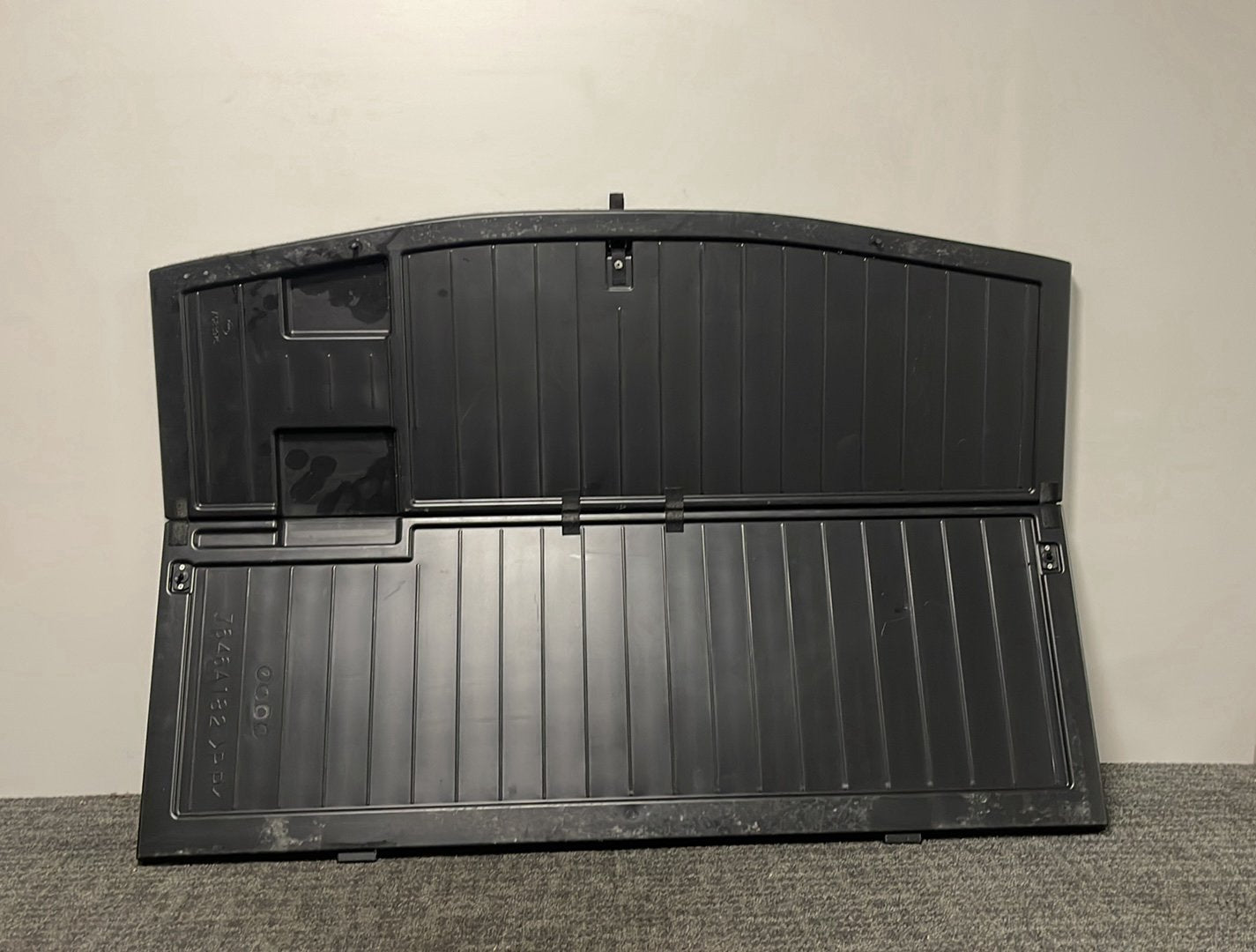 Mitsubishi Outlander PHEV MK3 (RE1) (GG2W) SUV Rear Boot Floor Liner 7646A182