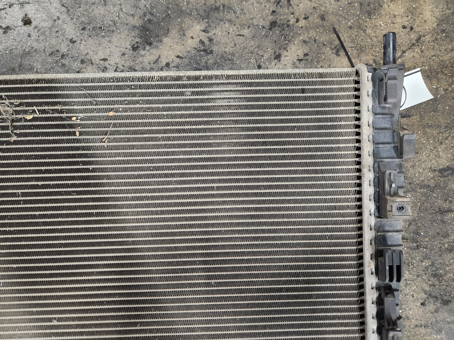 Volvo C30 1.6LL Petrol kw B4164S3 Coolant Air Conditioning Radiator 3M5H8005RK